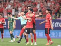 IM电竞APP-关于国内足球赛事火爆进行，球队实力逐步凸显的信息