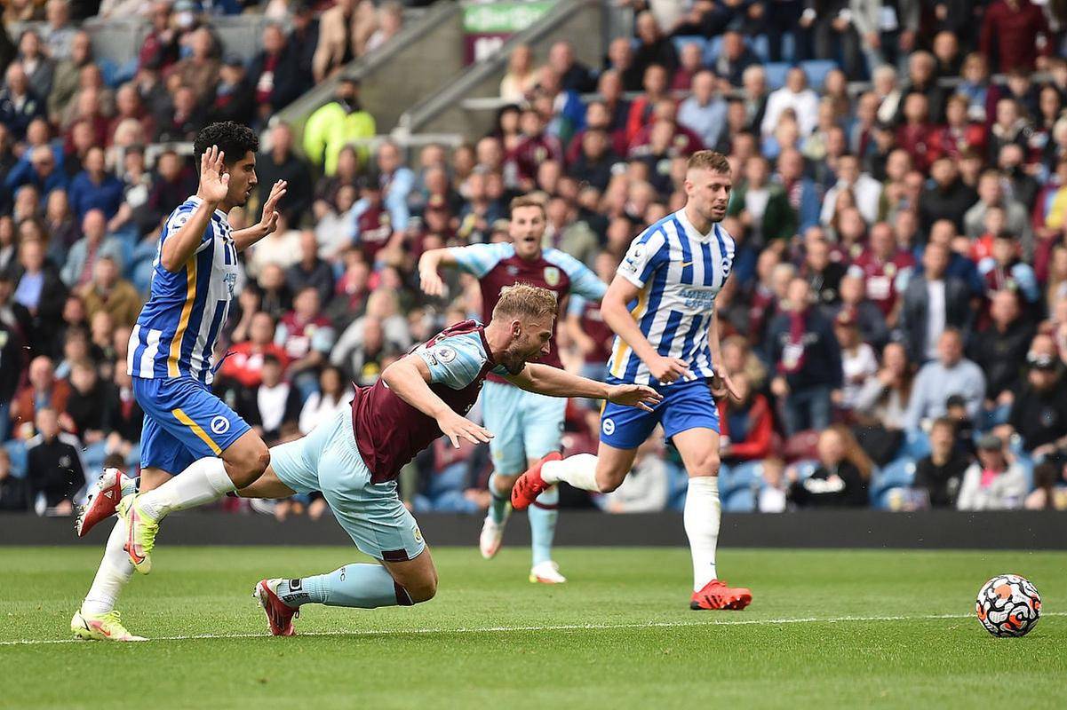 莱切斯特城主场战胜伯恩利，豪取主场三分的简单介绍