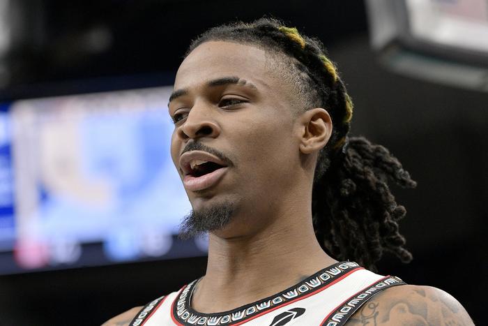 关于灰熊客场告负火箭，莫兰特伤愈复出的信息