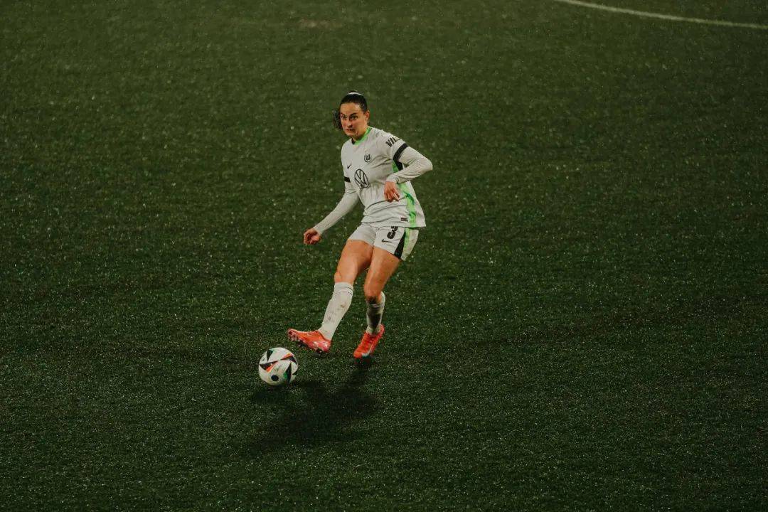 备战决赛！匈牙利女足挑战巴哈马，欧洲对抗的简单介绍