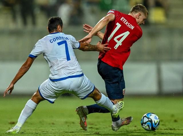 北爱尔兰队成功逆转击败挪威队，取得晋级资格的简单介绍