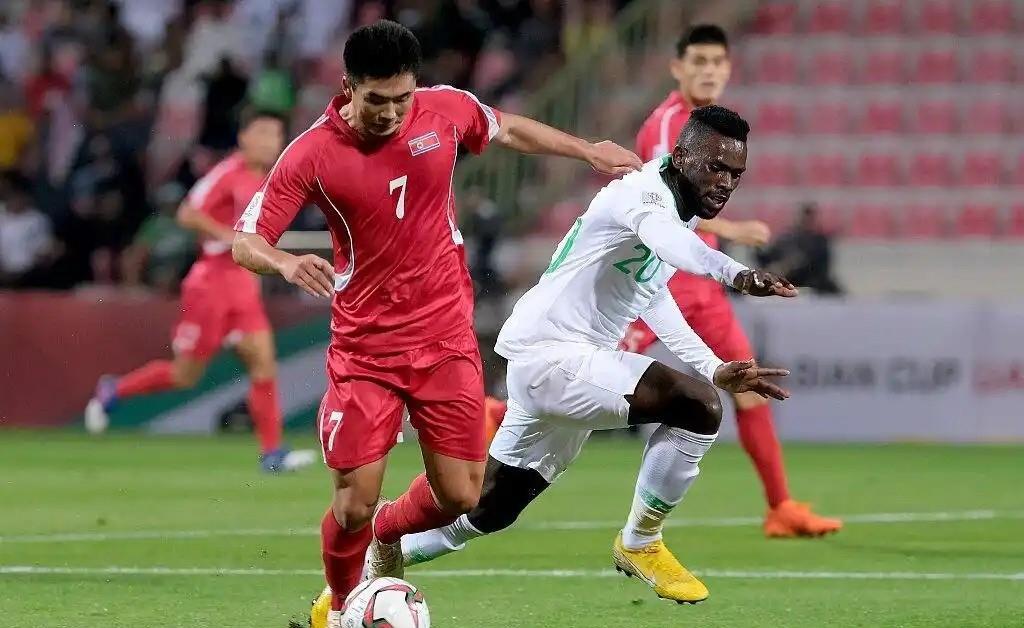 球队主帅临危受命，带领球队获胜