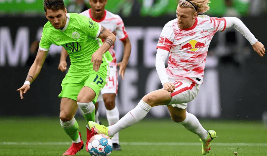 关于沃尔夫斯堡主场取胜，全队斗志昂扬的信息